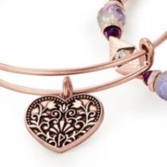 Rose Gold Charm Bracelet Set with Heart &  love / Swarovski crystals 2018 - Picture 17 of 17